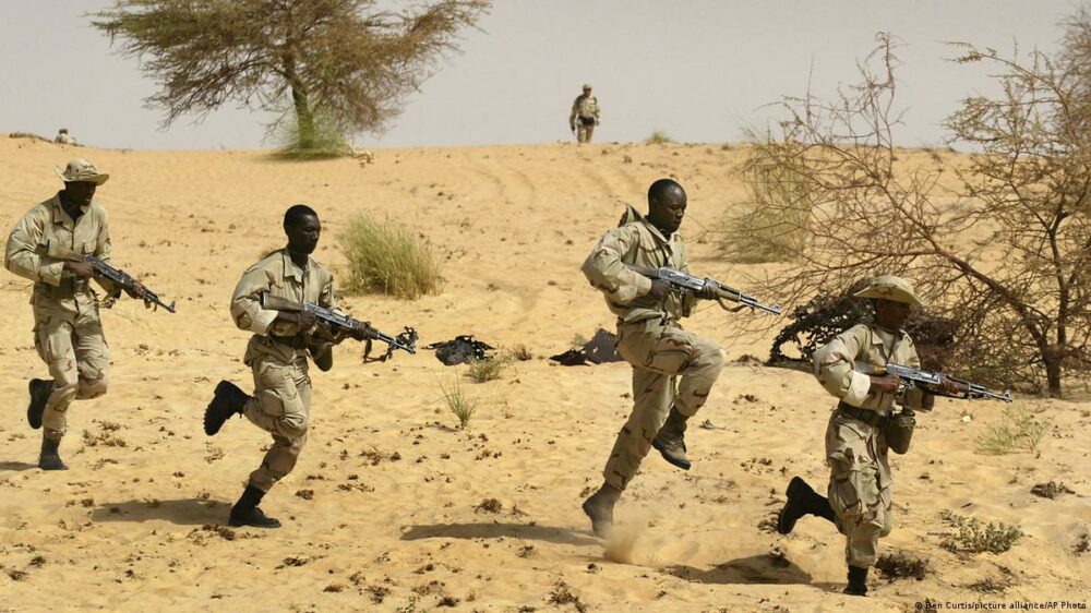 illustration des mesures de sécurité renforcées au Mali contre le terrorisme