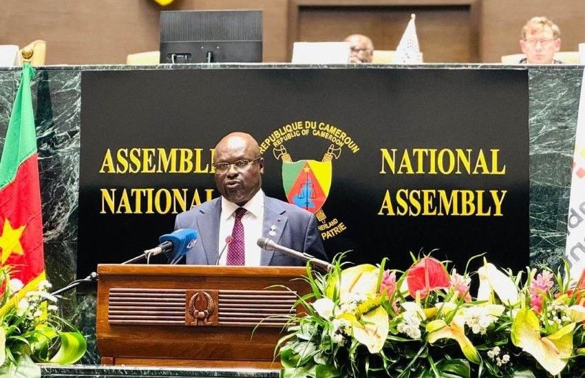Michel Régis Onanga M. Ndiaye s’exprimant lors de l’Assemblée parlementaire de la Francophonie à Yaoundé
