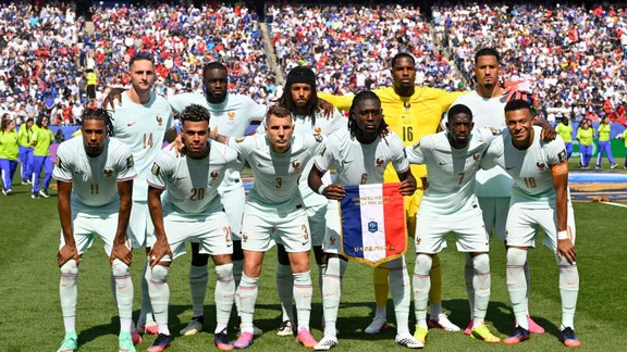 Joueur de football en action