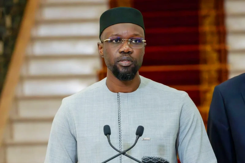 Portrait d'Ousmane Sonko lors d'un hommage