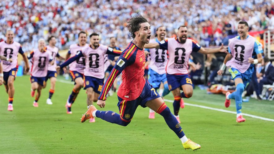 Ferran Torres, attaquant espagnol buteur en finale de la Coupe du monde 2026, en discussion pour rejoindre le Paris Saint-Germain
