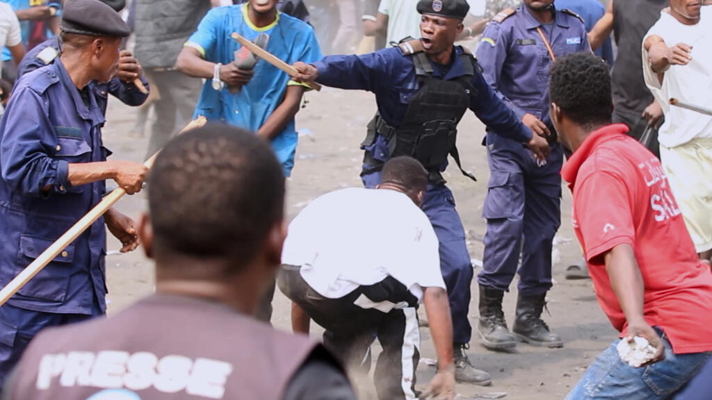 Des affrontements entre la police et des manifestants à Kinshasa en juin 2026 illustrent les tensions politiques en République démocratique du Congo.