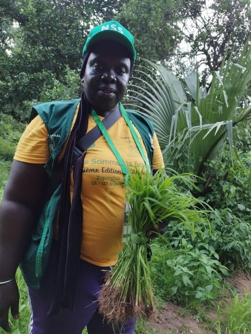 Mariama Sonko dans sa ferme agroécologique de Niaguis, près de Ziguinchor