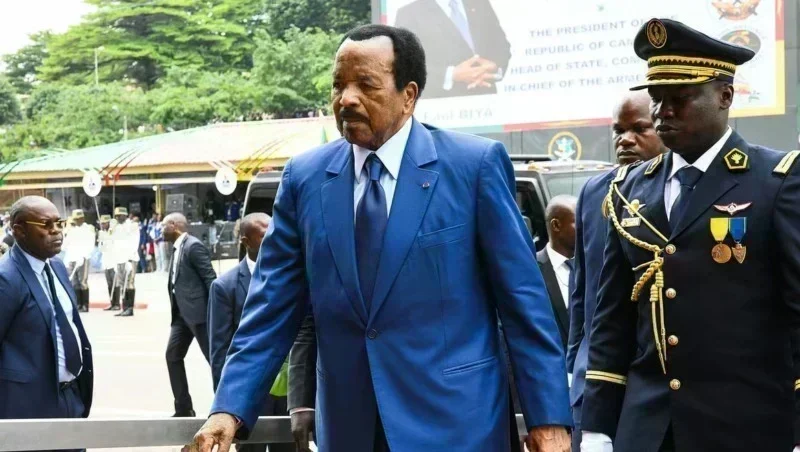 Cameroun : remaniement militaire pendant absence de Paul Biya